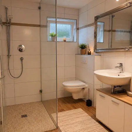 Nest Am Rhein 아파트 *